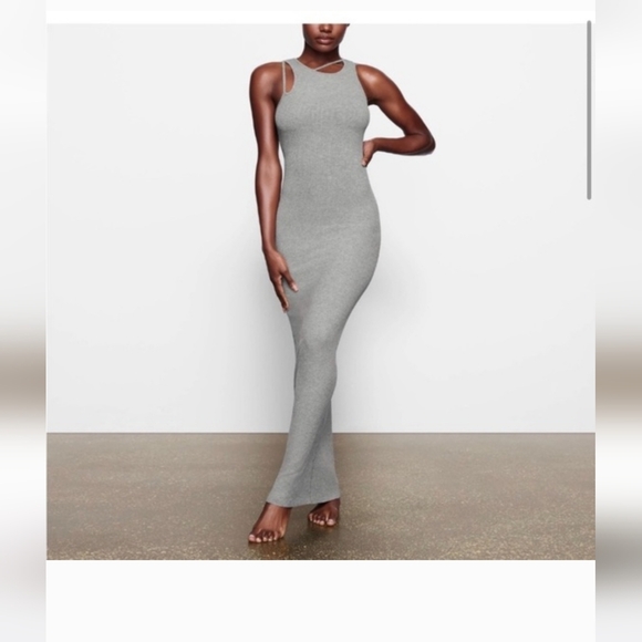 SKIMS Heather Gray Maxi Dress - Picture 4 of 6